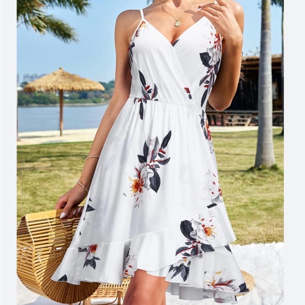 Floral‎ White Dress